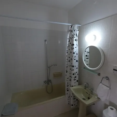 Апартаменты Island Budget *