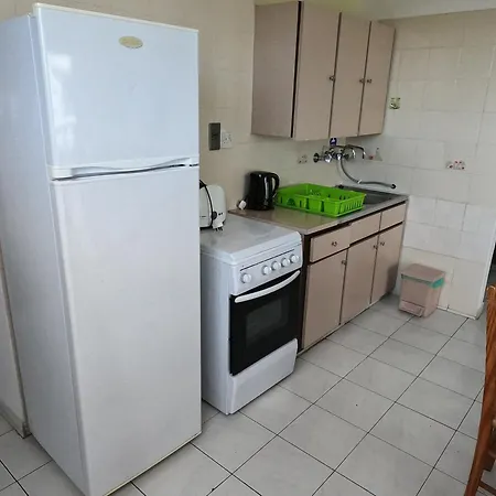 Island Budget Apartment